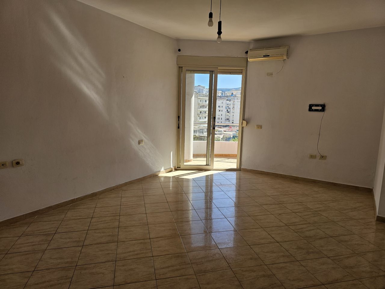 Immobili Albanesi In Vendita A Valona